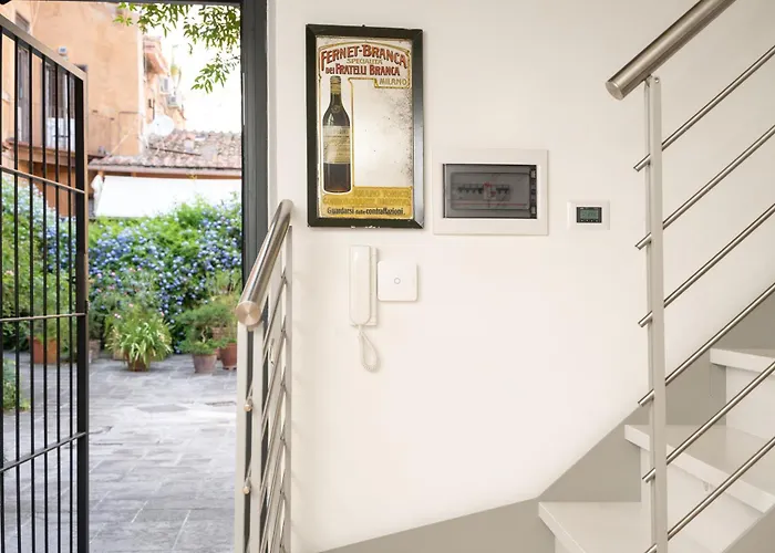 Apartment Via Del Moro Charming Trastevere Mimi & Coco